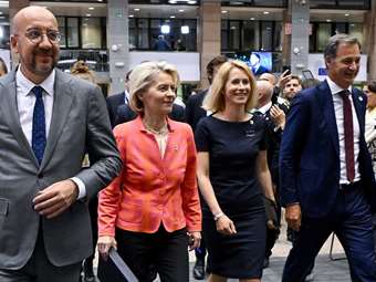 "Λευκός καπνός" στις Βρυξέλλες - Συμφωνία των ηγετών τα ξημερώματα για Φον Ντερ Λάιεν, Κόστα και Κάλας