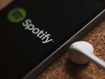 Spotify: Έχασε τις εκτιμήσεις για έσοδα και κέρδη το β' τρίμηνο - Κατρακυλά η μετοχή της