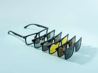 Οπτικά: Οι πρωταγωνιστές και μια αθόρυβη εξαγορά