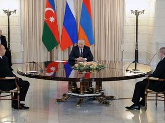 Αρμενία: Ο Πασινιάν θα συμμετάσχει σε ειρηνευτικές συνομιλίες στη Μόσχα με τον Αλίγιεφ και τον Πούτιν