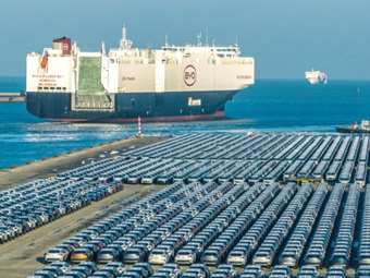 Διχασμένη η Ευρώπη για τους δασμούς στα ηλεκτρικά αυτοκίνητα από Κίνα-τι έγινε στην ψηφοφορία