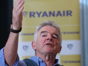 Ryanair: "Ευχαριστούμε κ. Έλον Μασκ" - Η κόντρα ανεβάζει τις κρατήσεις