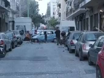 Έκρηξη βόμβας σε κάβα της Καλλιθέας: Τεράστιες υλικές ζημιές - Ποιος είναι ο ιδιοκτήτης