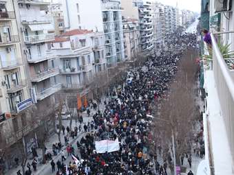 Θεσσαλονίκη: Ελεύθεροι αφέθηκαν και οι 23 που προσήχθησαν μετά την ολοκλήρωση της πορείας για τα Τέμπη