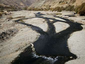Το Ιράν σταματά την παραγωγή ενέργειας σε κρίσιμο φράγμα λόγω ξηρασίας