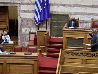 "Αν φοράει παντελόνια, να πάει αύριο στο δικαστήριο" – Σκληρή επίθεση Άδωνι Γεωργιάδη σε Π. Πολάκη στη Βουλή