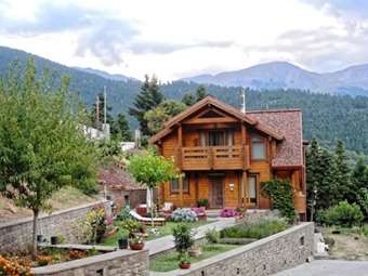 Σε "χειμερία νάρκη" παραμένουν τα χειμερινά εξοχικά