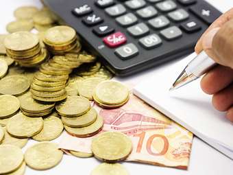 Οι 10 παρεμβάσεις στους φόρους - Τι σημαίνουν, ποιους αφορούν