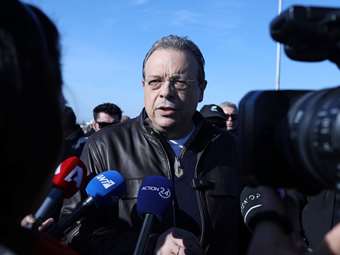 Στο μπλόκο των αγροτών στα Πράσινα Φανάρια ο πρόεδρος του ΣΥΡΙΖΑ Σ. Φάμελλος