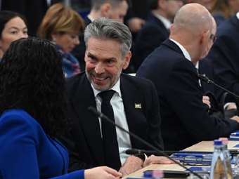 Ολλανδία: Ο πρωθυπουργός Ντικ Σχοφ ανακοίνωσε την παραίτησή του