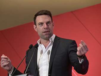 Ο Κασσελάκης απείλησε τον Πολάκη με διαγραφή  αν δεν υπερψηφίσει γάμο ομοφύλων