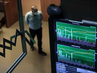 Επιφυλακτική επανεμφάνιση αγοραστών στο Χρηματιστήριο