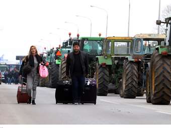 Κυβερνητικό μήνυμα στους αγρότες: Η πόρτα του αρμόδιου υπουργείου είναι πάντα ανοιχτή