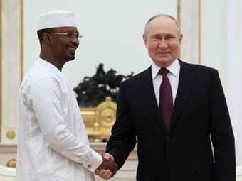 Ο Πούτιν δέχθηκε στη Μόσχα τον ηγέτη της χούντας του Τσαντ