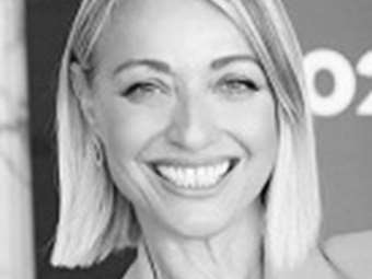 Το Σωστό Ποτήρι: Η Στρατηγική Μέθοδος που Μεγιστοποιεί την Αξία στην Οινολογία και στη Διοίκηση Επιχειρήσεων