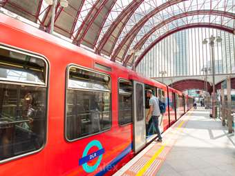 Μ. Βρετανία: "Απειλές ισλαμικός και ακροδεξιός εξτρεμισμός"