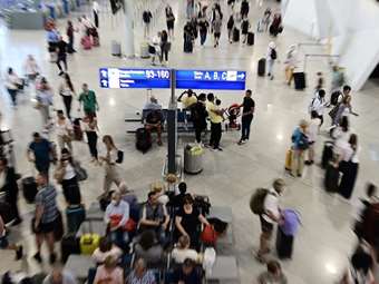 ΤτΕ: Oι ταξιδιωτικές εισπράξεις αυξήθηκαν κατά 16,5% το 2023 έναντι του 2022 - Αύξηση 7,3% για τις διανυκτερεύσεις