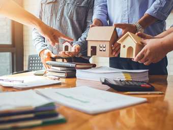 Έκρηξη στις γονικές παροχές μεγάλων περιουσιών