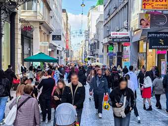 Με πολλές ταχύτητες η εορταστική αγορά - Ο ρόλος των μπλόκων