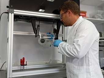 PhosPrint: Η ελληνική startup που εκτυπώνει κύτταρα και αναγεννά όργανα