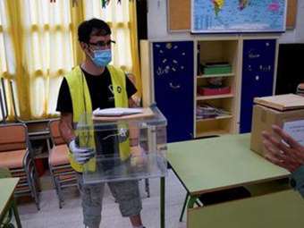 Ισπανία: Η υπουργός Εργασίας Γιολάντα Ντίαθ υποψήφια ως επικεφαλής της Αριστεράς στις βουλευτικές εκλογές