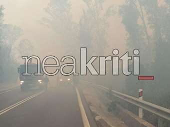 Κρήτη: Χωρίς ενεργό μέτωπο η μεγάλη φωτιά στην περιοχή του Ναυστάθμου Σούδας - Προληπτικές εκκενώσεις