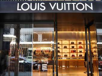 LVMH: Αύξηση πωλήσεων κατά 10% στο δ' τρίμηνο, παρά τη γενική επιβράδυνση στον κλάδο ειδών πολυτελείας