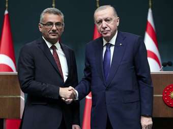 Ερχιουρμάν στην πρώτη συνάντηση με Ερντογάν:  Οι Τουρκοκύπριοι είναι "ένας από τους δύο ιδρυτικούς εταίρους της Κύπρου"