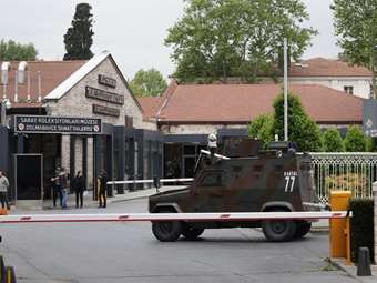 Ρωσία - Ουκρανία παίζουν σκάκι στο Βόσπορο