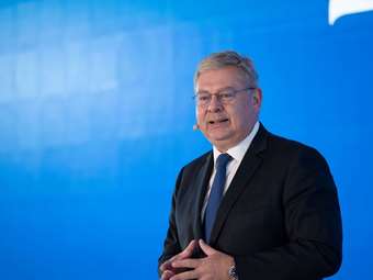 Πρότυπο Κέντρο Αριστείας για τη Βιώσιμη Ανάπτυξη και την Ενέργεια από την HELLENiQ ENERGY και το Alba Graduate Business School