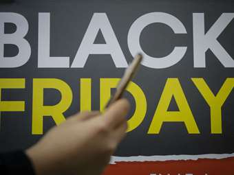 NielsenIQ: Εντείνεται το ενδιαφέρον των καταναλωτών για την Black Friday