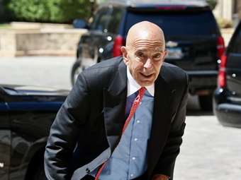 Τομ Μπαράκ: Η Τουρκία πλησιάζει στην απομάκρυνση των S-400 και στην επιστροφή στα F-35