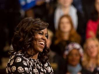 Τα βλέμματα στη Μισέλ Ομπάμα