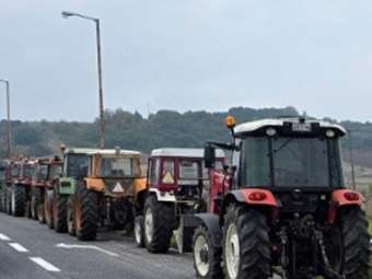 Αγροτικά μπλόκα στον κόμβο Ηγουμενίτσας-Γραικοχωρίου και επί της εθνικής οδού Ιωαννίνων-Κακκαβιάς