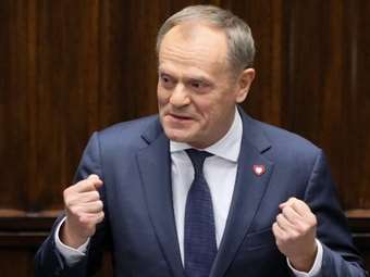 Πολωνία: Ο Τουσκ εκφράζει ικανοποίηση για το περιεχόμενο της συνομιλίας Σολτς - Πούτιν