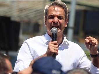 Κίνδυνο "λαϊκισμού" και "λεφτόδεντρων" προβάλλει ο Κ. Μητσοτάκης