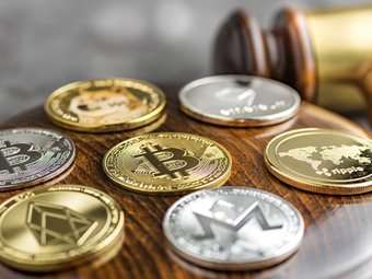 Η Επιτροπή Κεφαλαιαγοράς των ΗΠΑ "τρόμαξε"  Bitcoin και Ether