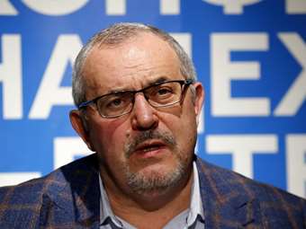 Ο Μπ. Ναντιέζντιν, αντίπαλος του Πούτιν, λέει ότι δεν του επετράπη να είναι υποψήφιος στις προεδρικές εκλογές