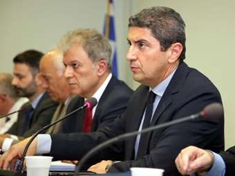 Λ. Αυγενάκης: "Στόχος οι αλλαγές στην ΚΑΠ πριν τις ευρωεκλογές, ώστε να μην χάνονται ευρωπαϊκοί πόροι"