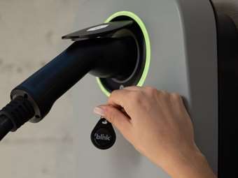 Φορολογικά κίνητρα για ηλεκτρικά αυτοκίνητα μέχρι το 2035