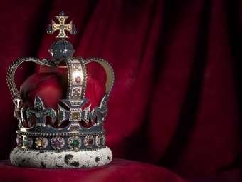 Δανία: Η βασίλισσα παραιτήθηκε, ζήτω ο βασιλιάς