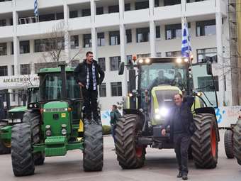 Κινητοποιήσεις αγροτών: Μετρούν αντίστροφα για την Αθήνα - Αποκλεισμός της Εγνατίας οδού από μπλόκα σε Χαλκιδική και Ημαθία