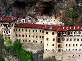 Τουρκικά ΜΜΕ: "Να ακυρωθεί εντελώς η λειτουργία στη Σουμελά - Η ΕΥΠ επιχειρεί στον Πόντο"