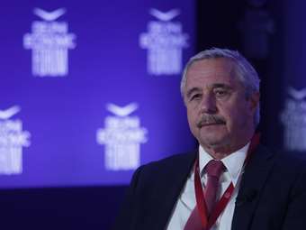 Μανιάτης στην Ευρωπαϊκή Επιτροπή: Ζητά διαφάνεια για την αναθεώρηση του Σχεδίου Ανάκαμψης