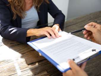 Εταιρείες Διαχείρισης Δανείων: Στα 3,2 δισ. οι ρυθμίσεις/αναδιαρθρώσεις δανείων το α' εξάμηνο