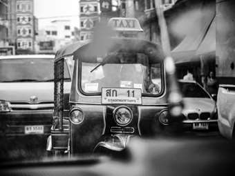 Κίνα: Ετήσια αύξηση 9,2% κατέγραψαν οι πωλήσεις ημιφορτηγών για τον μήνα Νοέμβριο