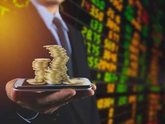 Υπεραξίες για τις ασφαλιστικές από μετοχές και ομόλογα