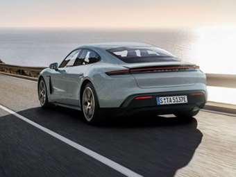 Νέα Porsche Taycan: Τα πρώτα επίσημα στοιχεία και εικόνες της ηλεκτρικής μπερλίνας