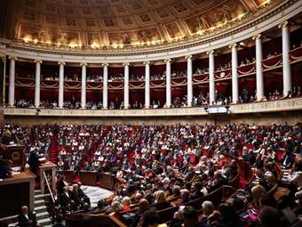 Γαλλία: Η έννοια της συναίνεσης ενσωματώθηκε στον ορισμό του βιασμού στον ποινικό κώδικα