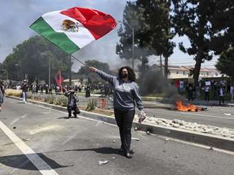 BBC: Τι πραγματικά συμβαίνει στο Λος Άντζελες - Κυβερνήτης Καλιφόρνιας:  Ο Τραμπ στήνει θέαμα